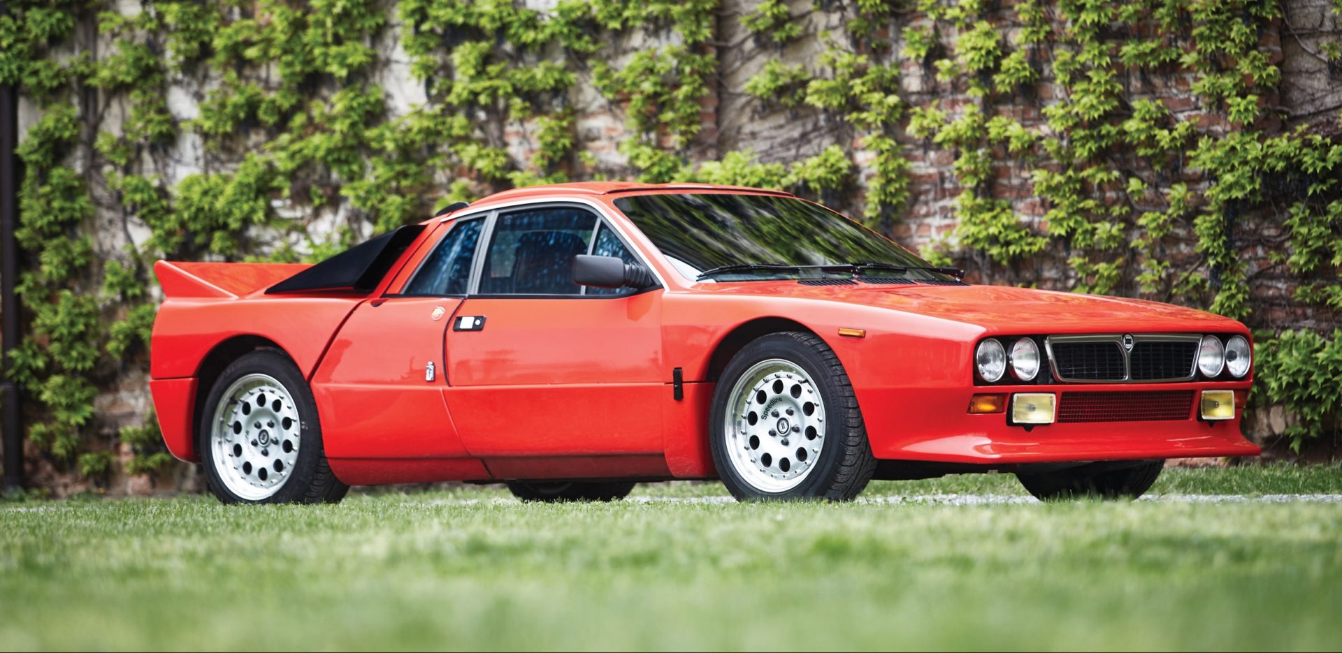 http://radical-mag.com/wp-content/uploads/2017/03/@1982-Lancia-Rally-037-Stradale-2-22-e1490772349805-1920x935.jpg