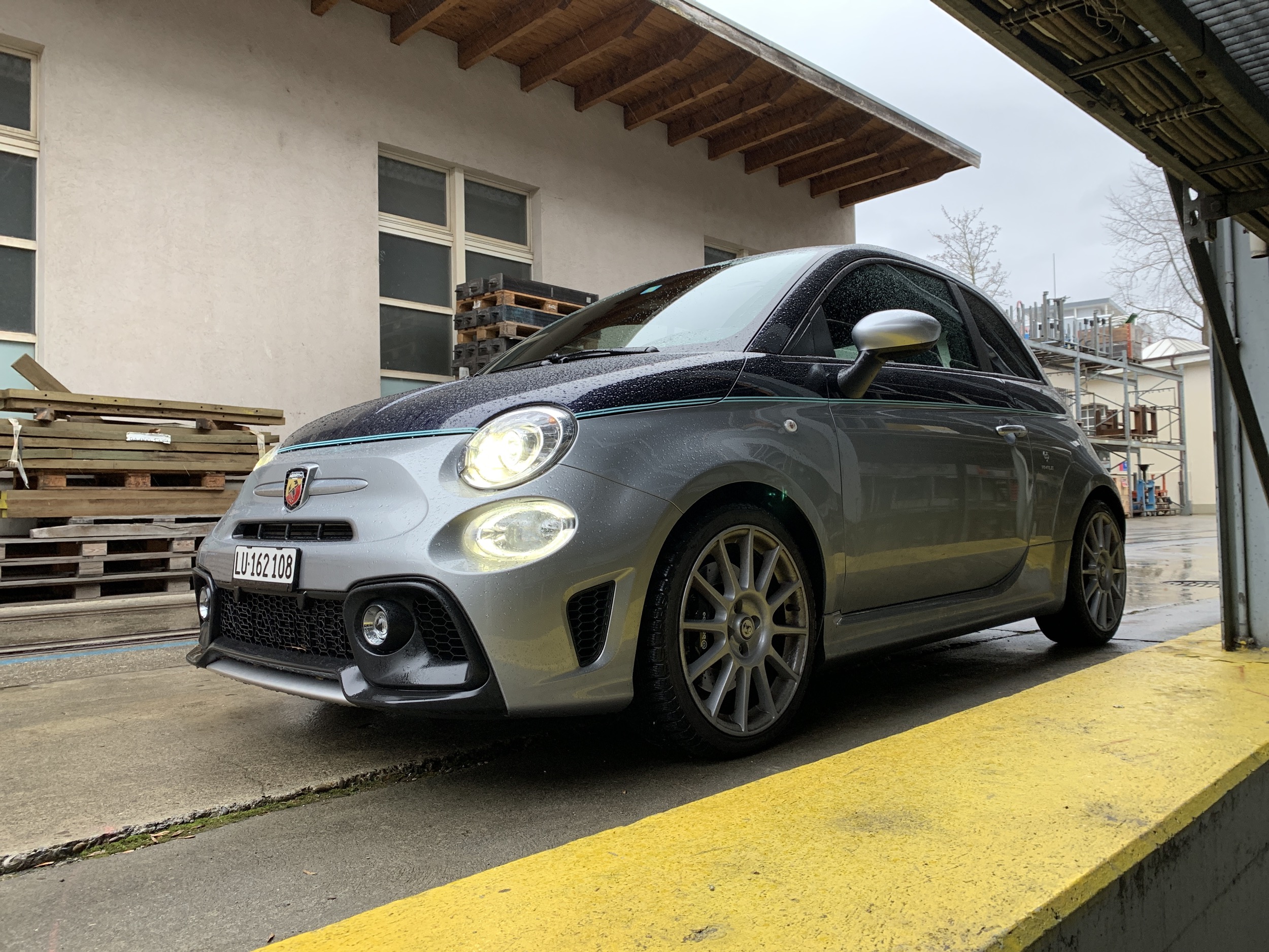 Test Abarth 695 Rivale | radicalmag