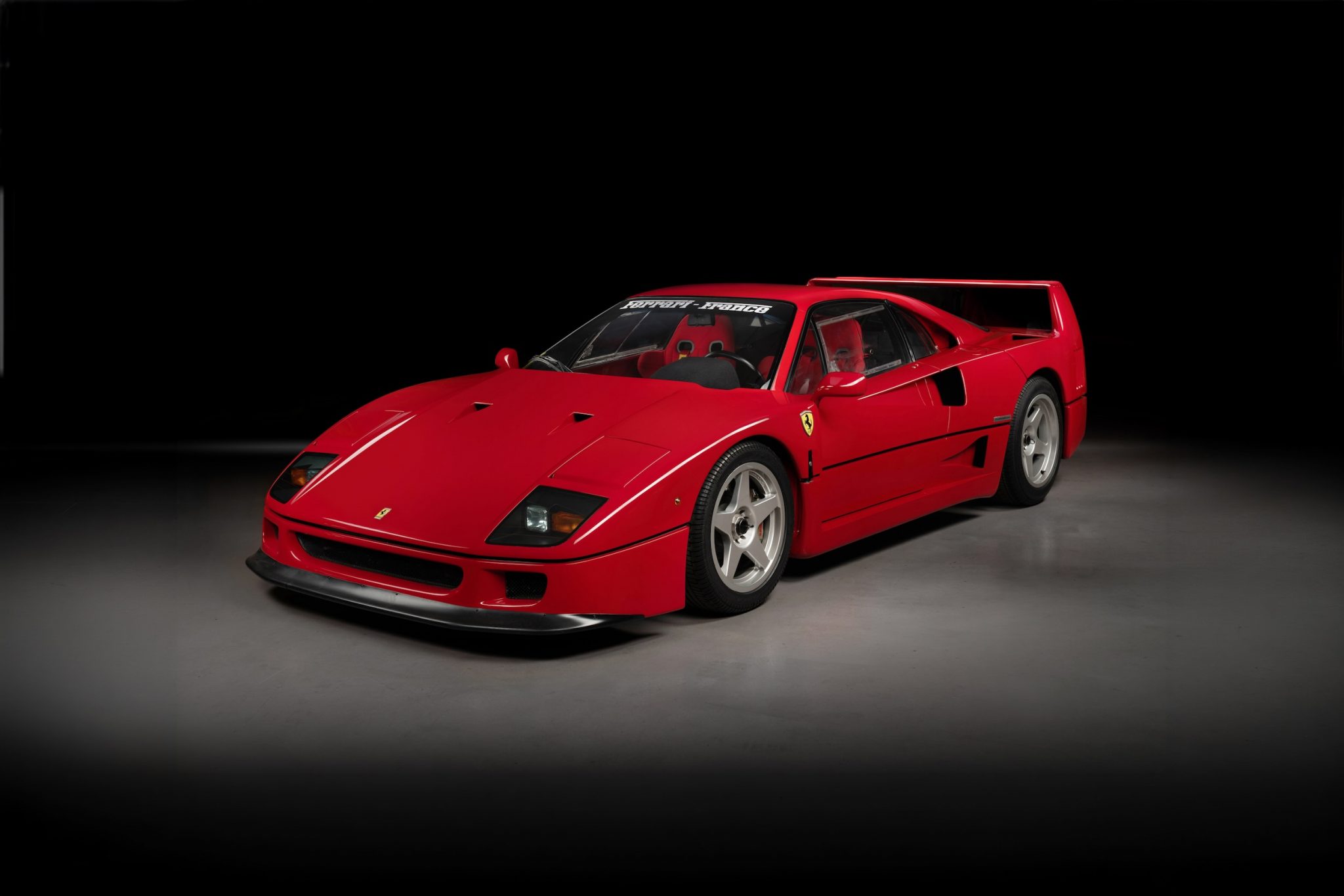 Ferrari F40 – #84642 | radicalmag classics